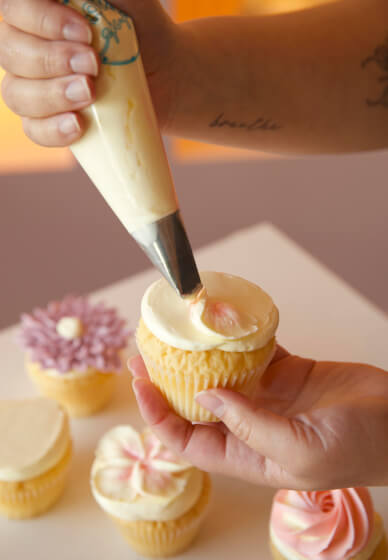 Mother's Day Cupcake Bouquet Decorating Class