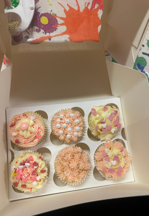 Mother's Day Cupcake Decorating Workshop