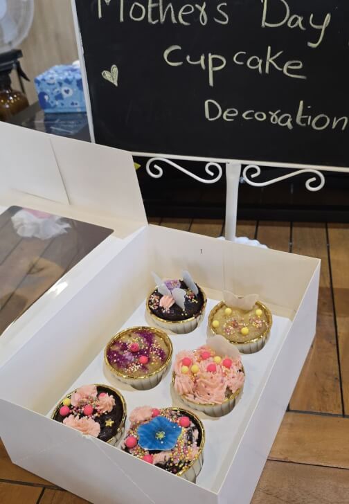 Mother's Day Cupcake Decoration Workshop