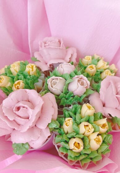 Mother's Day Floral Cuppies Bouquet with Bonus Gift Workshop