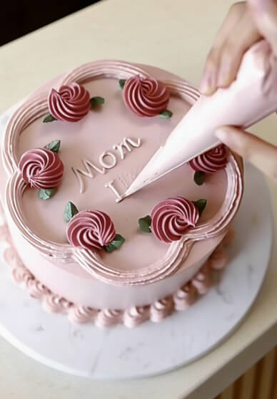 Mother's Day Heartfelt Cake Class