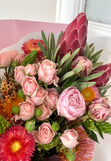 Native Flower Basket Arrangement Experience