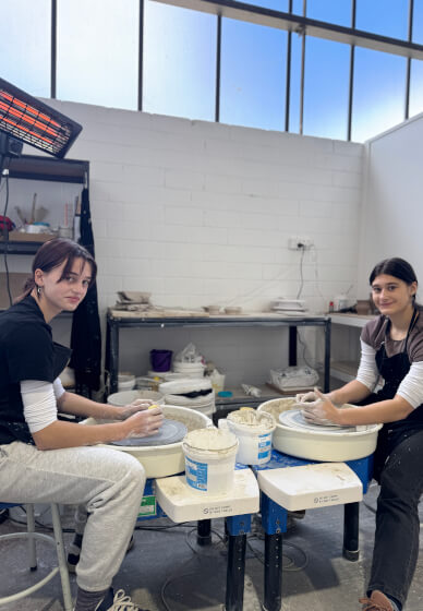 NDIS Friendly - Four Weeks Hand Building Pottery Class for Teens