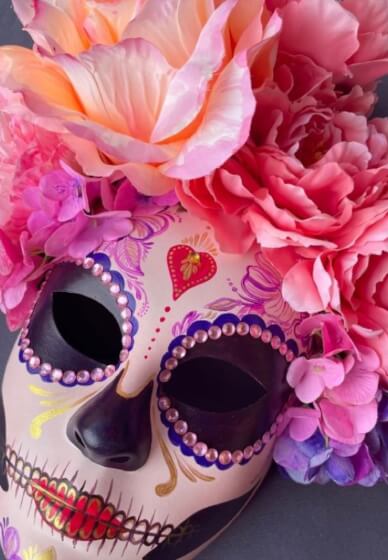 Paint a Day of the Dead Skull Mask