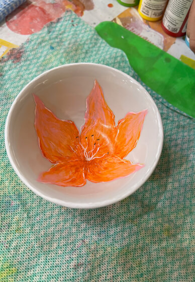 Paint a Mug or Trinket Bowl Pre Glazed Ceramic Workshop