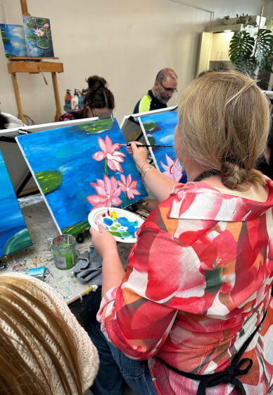 Paint and Sip Class: Monet Waterlillies