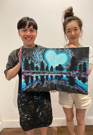 Paint and Sip Class: Northern Love Lights Melbourne | ClassBento