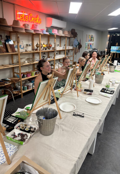 Paint and Sip Class: Pandanus Palms