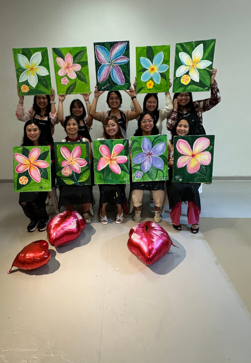 Paint N Sip Class: Stillife Flower Painting