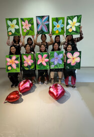 Paint N Sip Class: Stillife Flower Painting