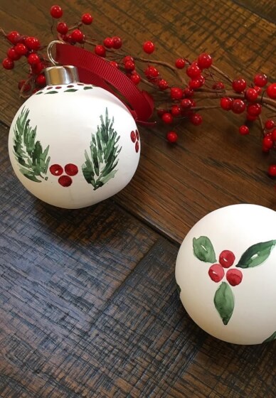 Paint Your Own Ceramic Bauble Workshop