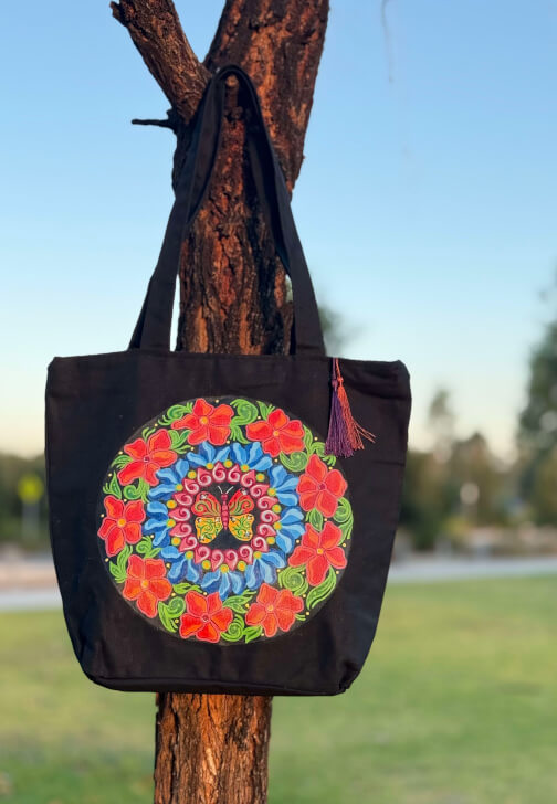 Paint Your Tote Bag Class