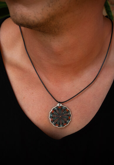 Painting Wearable Artworks Experience