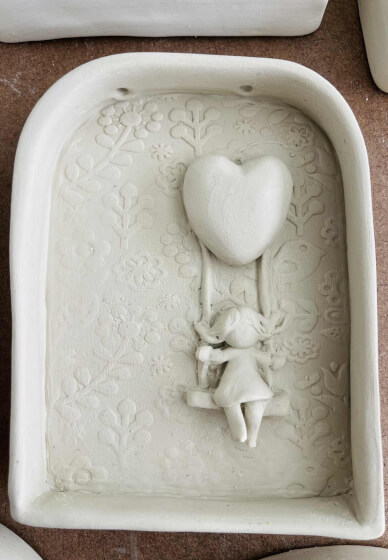 Porcelain Pottery Workshop: Sculpt Your Own Picture Box