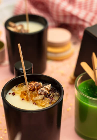 Pour and Sip Candle Making Workshop