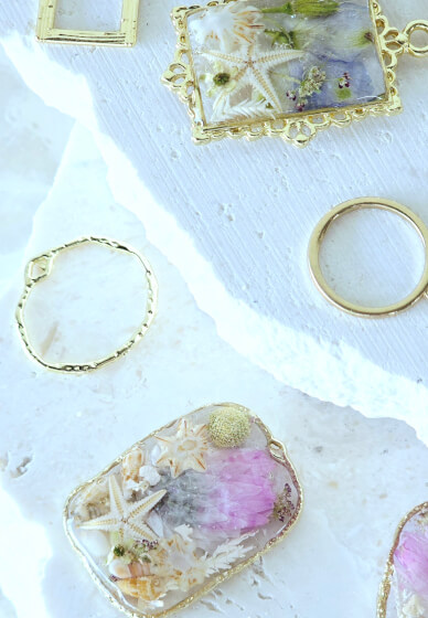 Preserved Botanical Jewellery Workshop: Make Up to Four Pieces