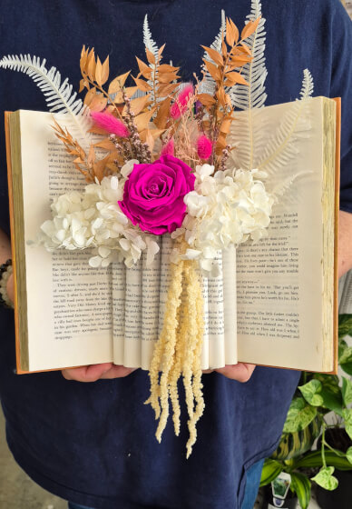Preserved Flower Book Vase Workshop