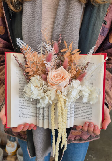 Preserved Flower Book Vase Workshop
