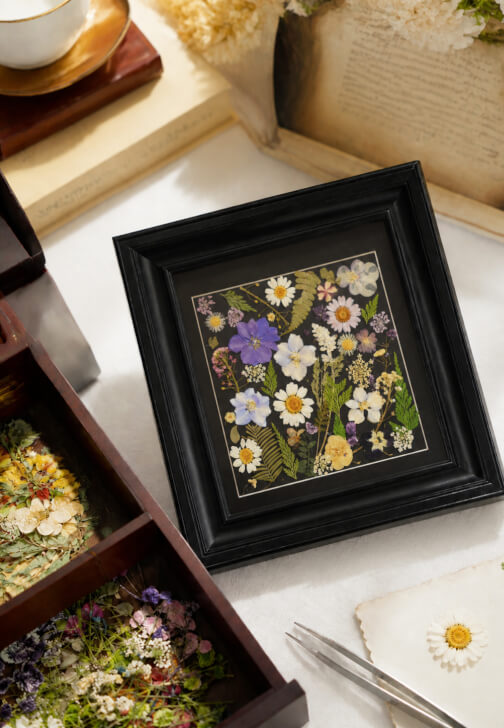Pressed Flower Frame Art Workshop