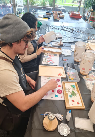 Pressed Flower Lamp Making Workshop for Beginners
