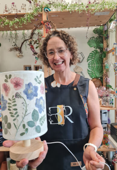 Pressed Flower Lamp Making Workshop for Beginners