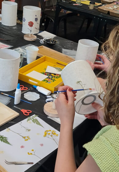 Pressed Flower Lamp Making Workshop for Beginners