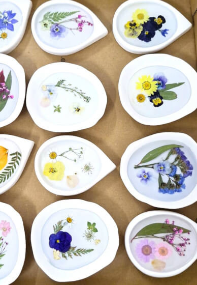 Pressed Flower Resin Tray Workshop