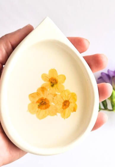 Pressed Flower Resin Tray Workshop
