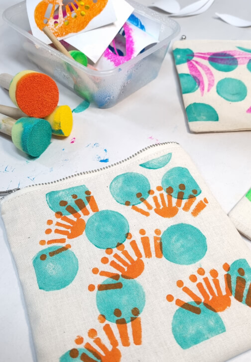 Print a Stenciled Zipper Purse Workshop