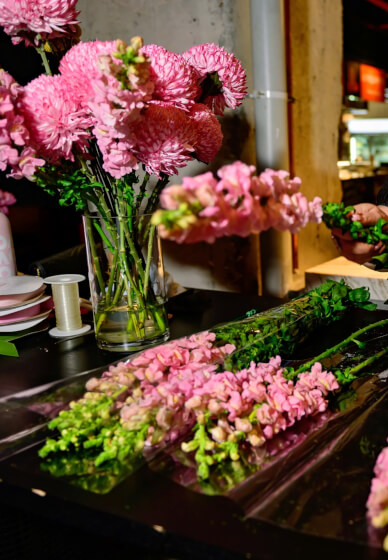 Prosecco and Florals for Mums Workshop