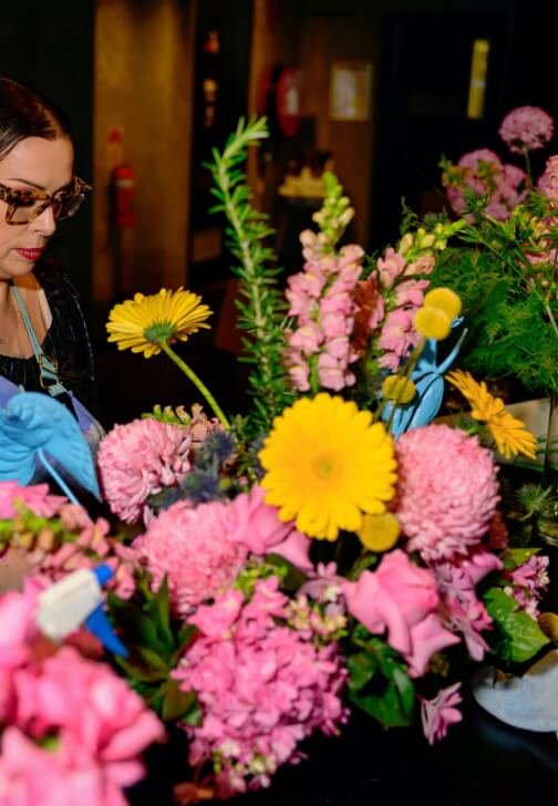 Prosecco and Florals for Mums Workshop