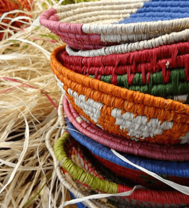 How to weave a basket using raffia or fabric - make your own