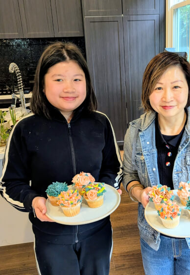 Realistic Flower Cupcake Decorating Workshop