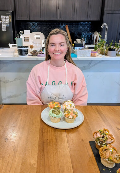 Realistic Flower Cupcake Decorating Workshop
