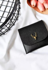 Relaxing Leather Craft and Drink Workshop