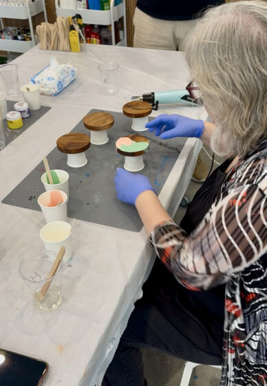 Resin Art Class on Cheeseboards, Coasters and Lazy Susans