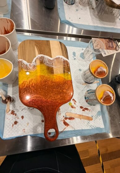 Resin Cheeseboard Workshop