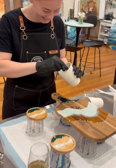 Resin Cheeseboard Workshop
