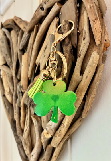 Resin Jewellery and Accessories Workshop: Pick Your Designs