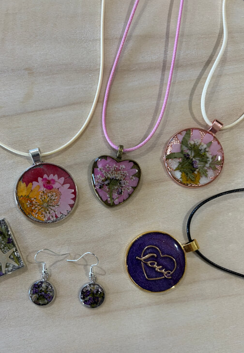 Resin Jewellery Workshop Make 3 Pieces