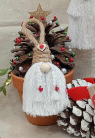 Santa's Little Gnomes Christmas Workshop