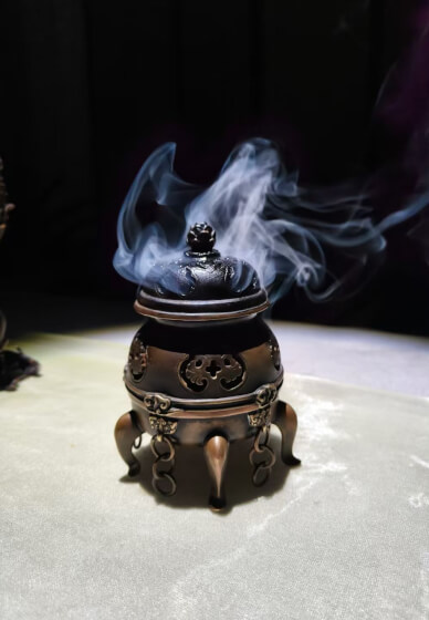 Scent Blending and Seal Incense Making Workshop