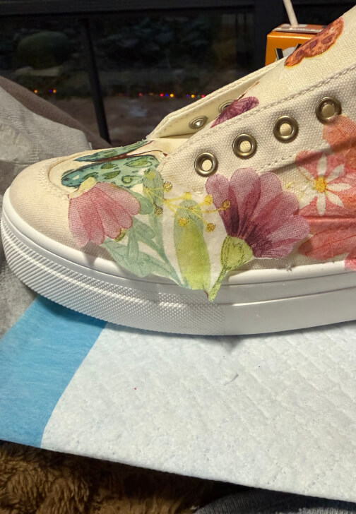 School Holiday Decoupage Sneaker Class