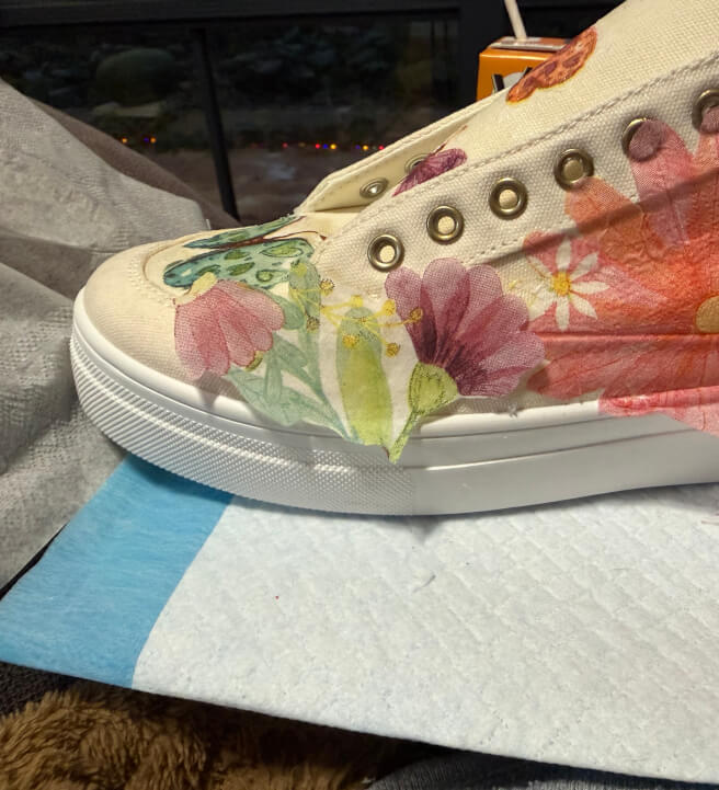 School Holiday Decoupage Sneaker Class