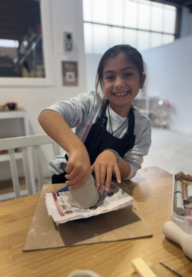 School Holiday Kids Mug Making Class