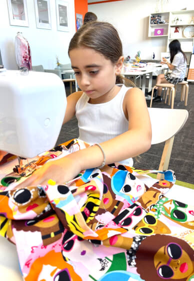 School Holiday Tote Bag Sewing Class