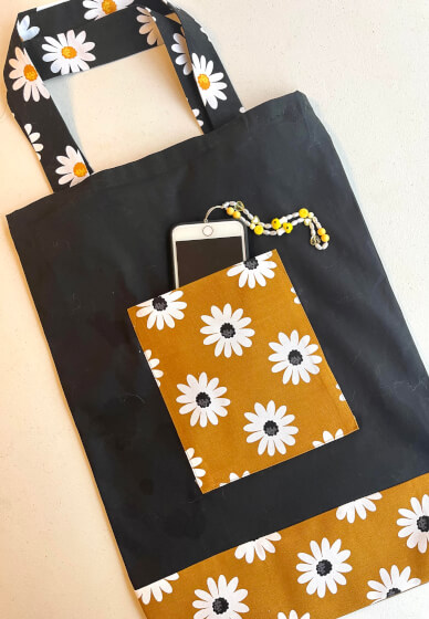 School Holiday Tote Bag Sewing Class