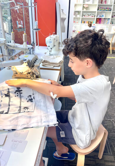School Holiday Tote Bag Sewing Class
