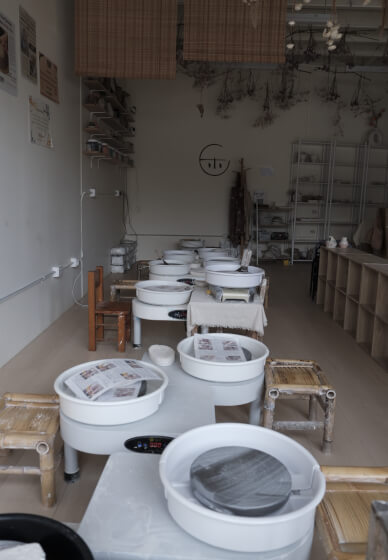 School Holiday Wheel-Throwing Pottery Workshop