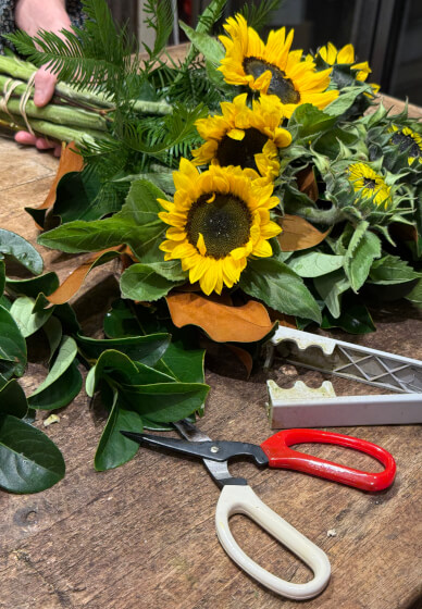 Seasonal Flower Posy Bouquet Class